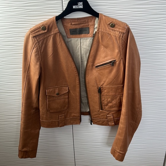 Genuine leather jacket by Andrew Mark - Picture 8 of 15